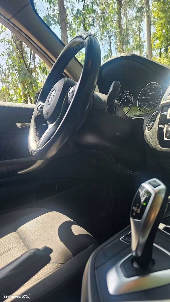 BMW 118 d Aut. Luxury Line - 8