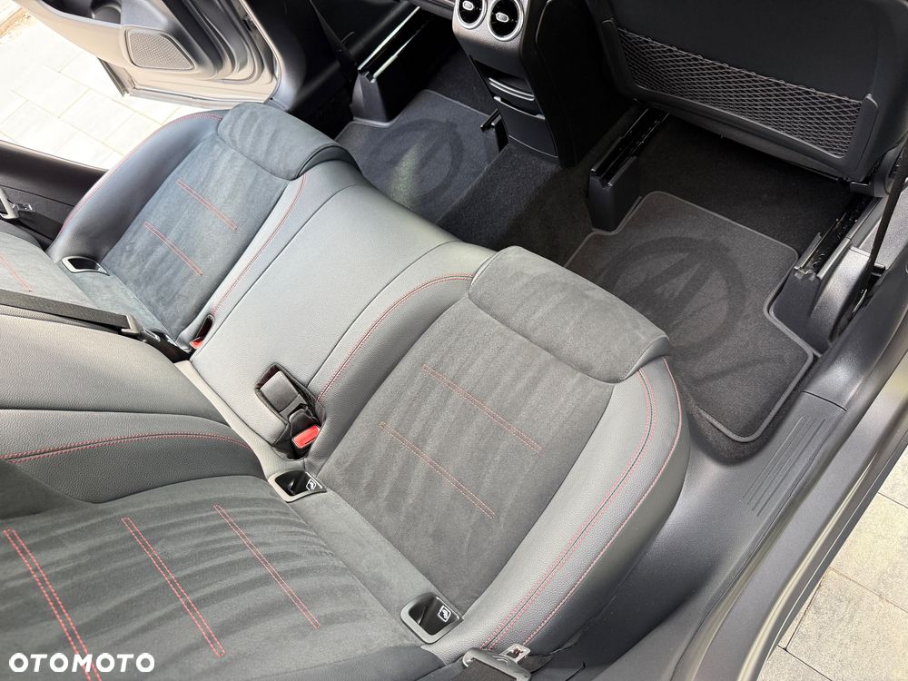 Mercedes-Benz GLA 200 d AMG Line - 8