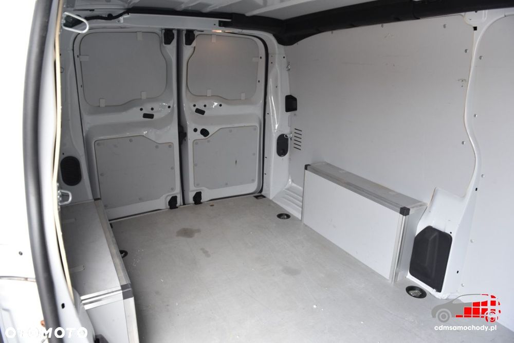 Opel Vivaro - 19