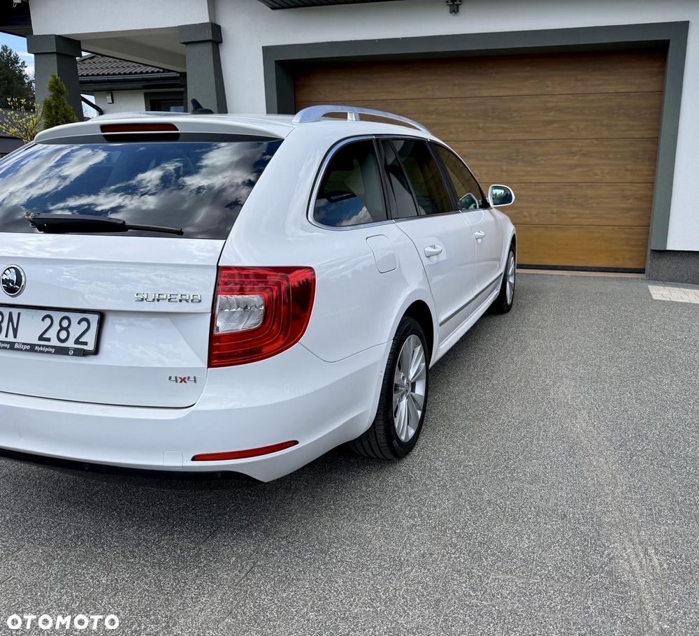 Skoda Superb 2.0 TDI Green tec 4x4 DSG Exclusive - 10