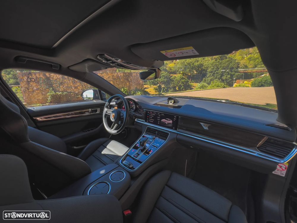 Porsche Panamera 4 E-Hybrid Platinum Edition com PDLS - 13