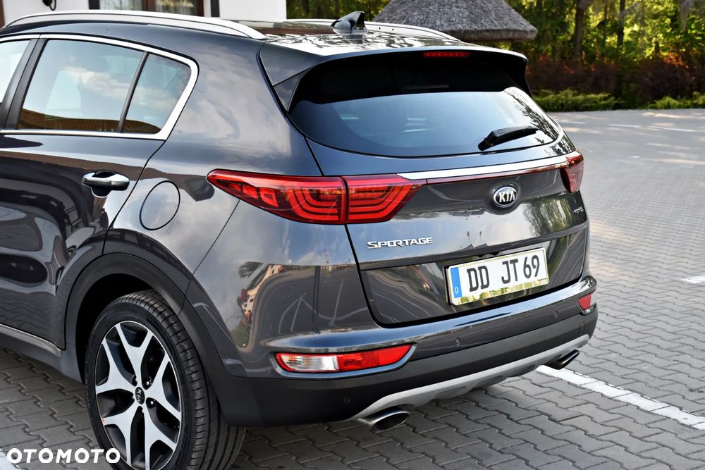 Kia Sportage 1.6 T-GDI AWD GT LINE - 18
