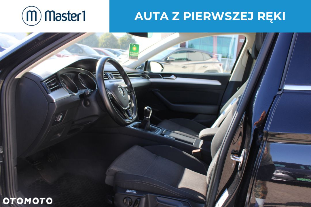 Volkswagen Passat 2.0 TDI SCR Comfortline - 9