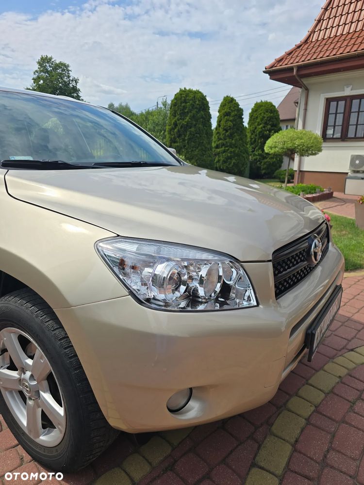 Toyota RAV4 2.0 VVT-i Sol - 7