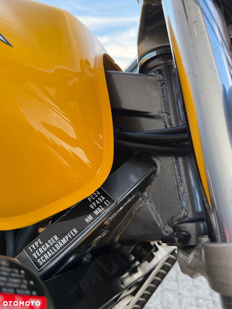 Honda CB - 30