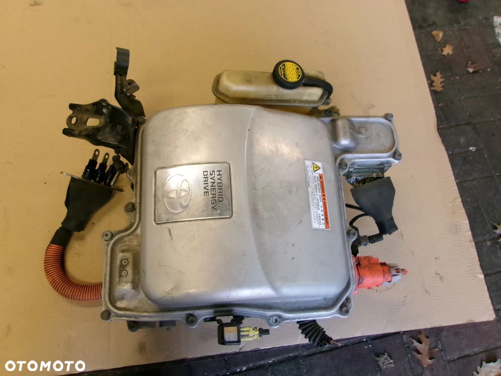 FALOWNIK INWERTER TOYOTA PRIUS II - 1