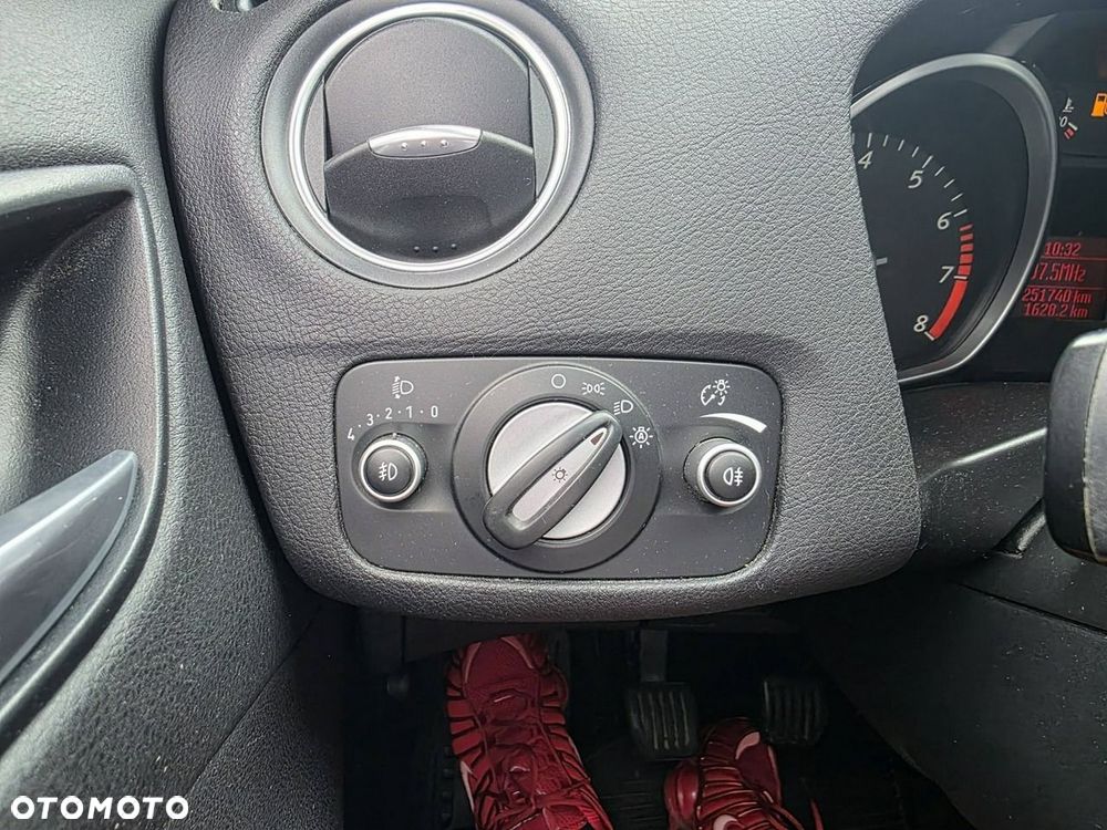 Ford Mondeo 1.6 Eco Boost Start-Stopp Ambiente - 11