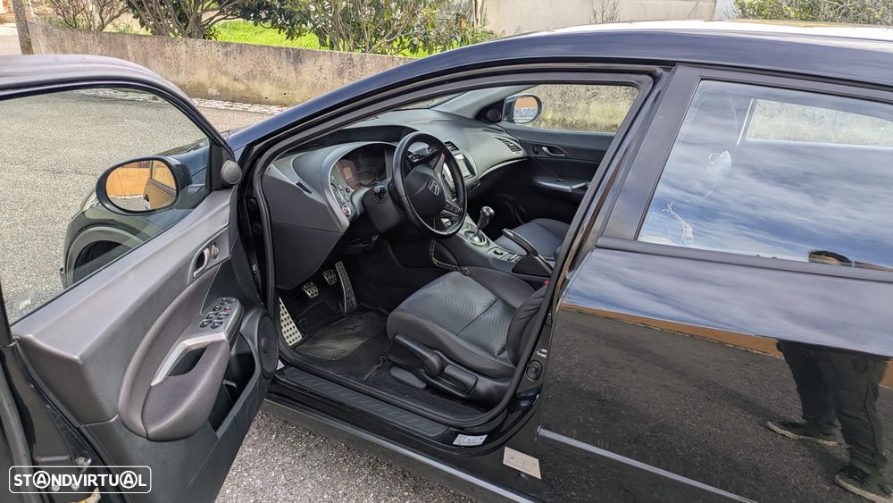 Honda Civic 1.8 Sport - 9