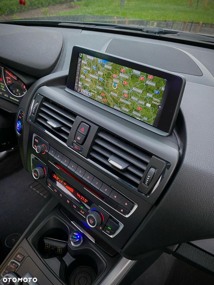 BMW Seria 1 120d Sport Line - 27