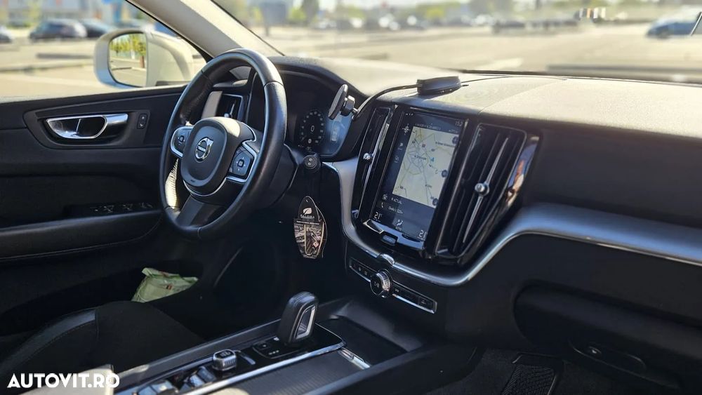 Volvo XC 60 ver-b6-mhev-at8-awd-inscription - 16