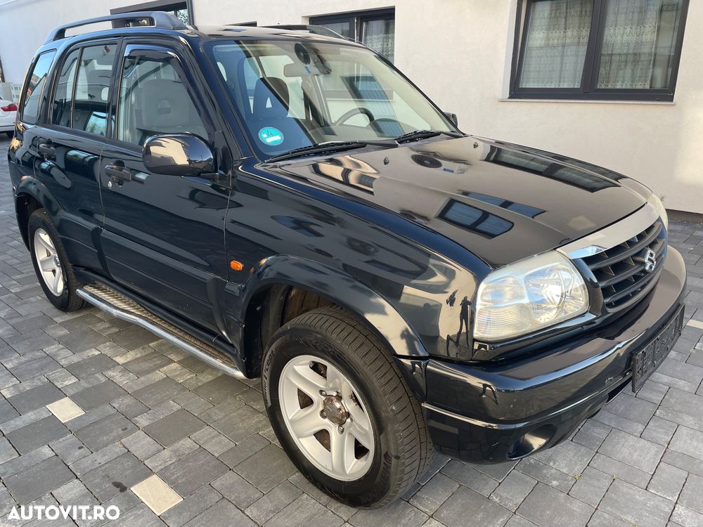Suzuki Grand Vitara 2.0i - 3