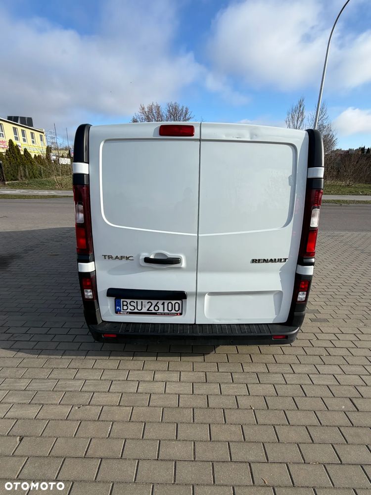 Renault TRAFIC 3 - 8