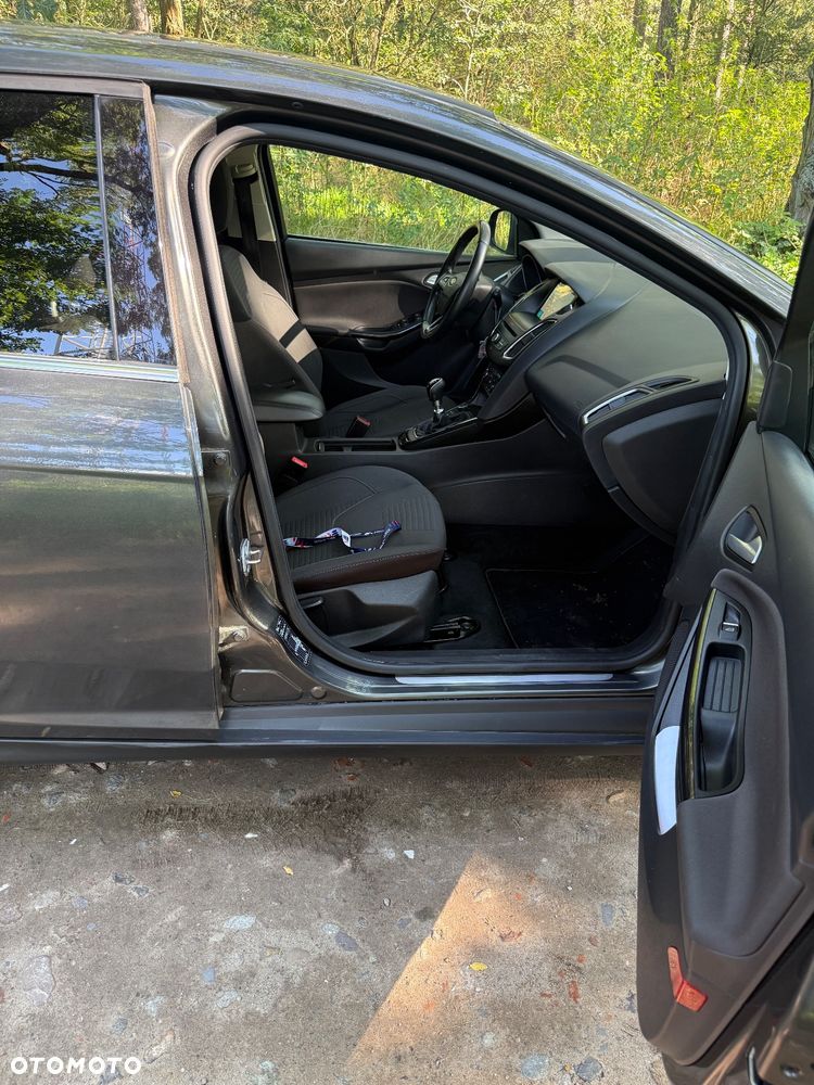 Ford Focus - 16