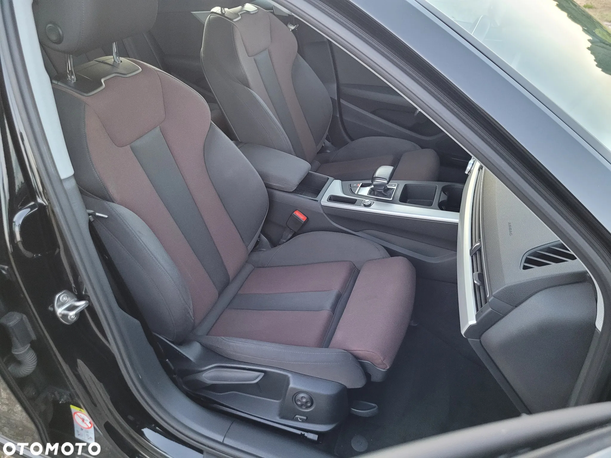 Audi A4 Avant 40 TFSI S tronic - 14