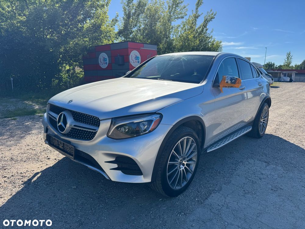 Mercedes-Benz GLC 300 4Matic 9G-TRONIC AMG Line - 1