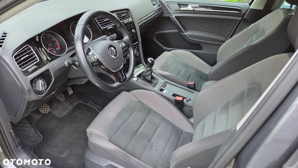 Volkswagen Golf 1.5 TSI BMT Evo Highline - 15