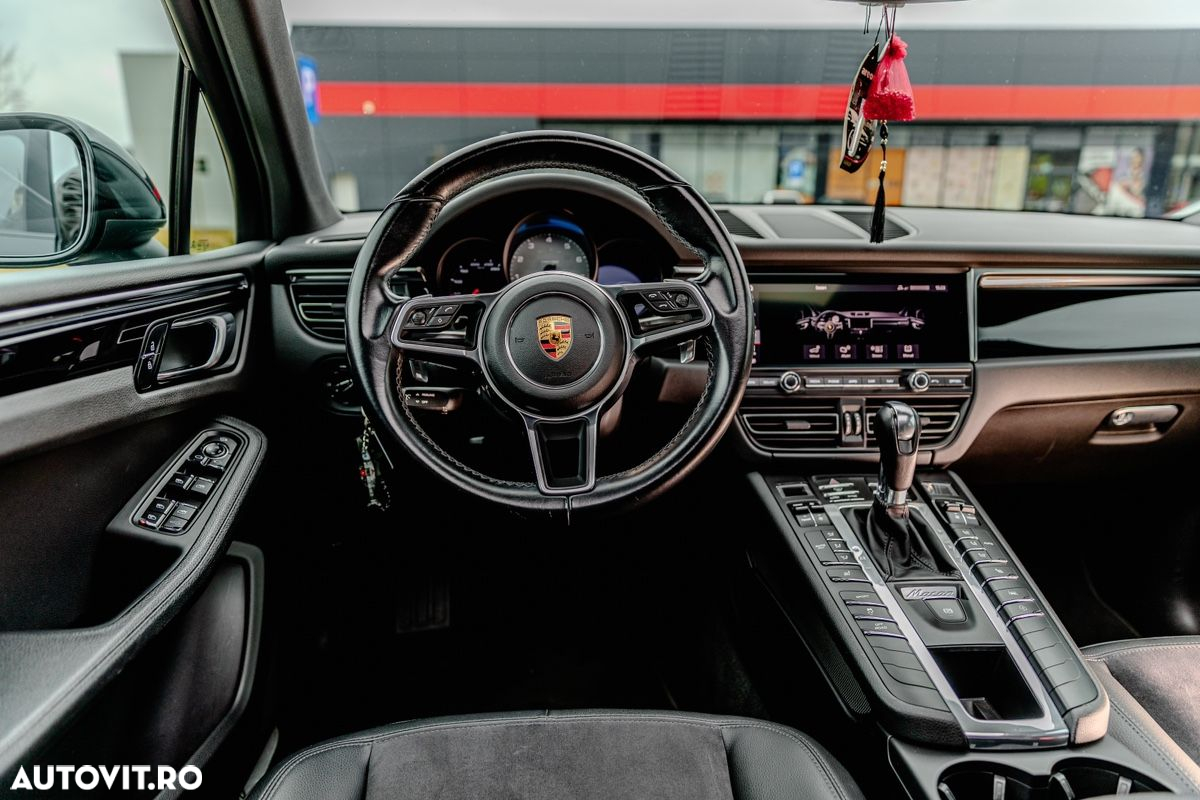 Porsche Macan - 19