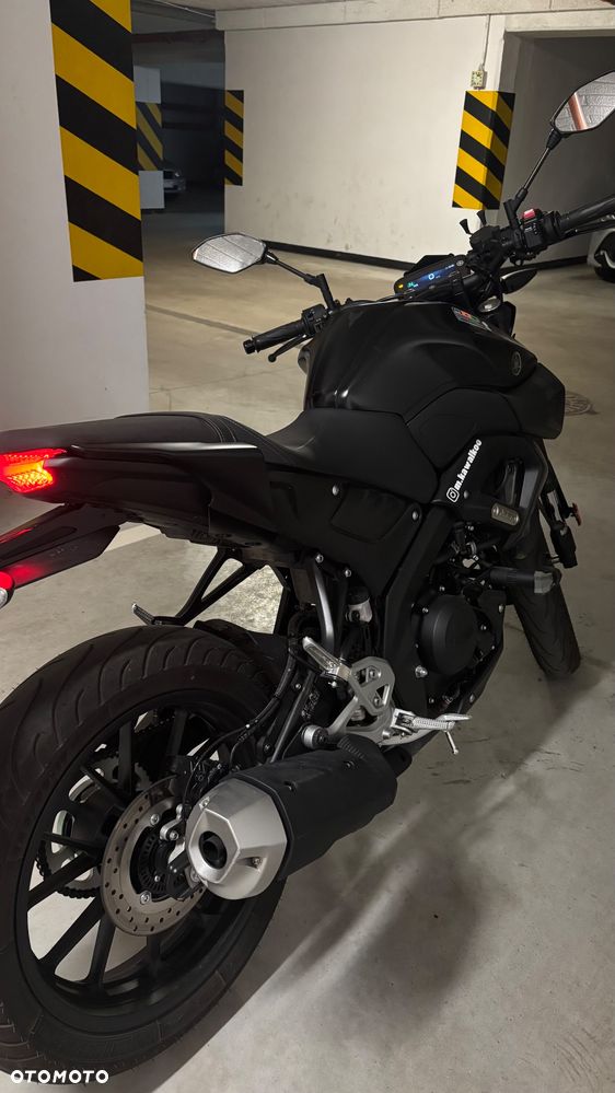 Yamaha MT - 9