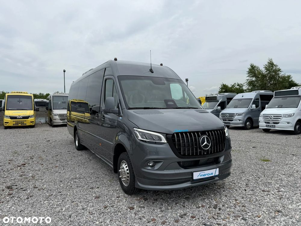 Mercedes-Benz Sprinter 519