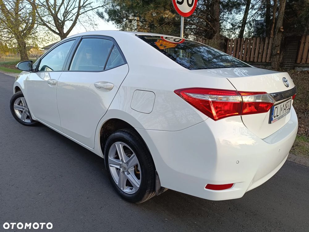 Toyota Corolla 1.4 D-4D Comfort - 4