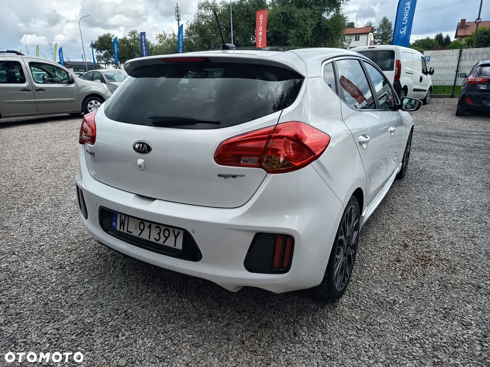 Kia Ceed 1.6 T-GDI GT - 8