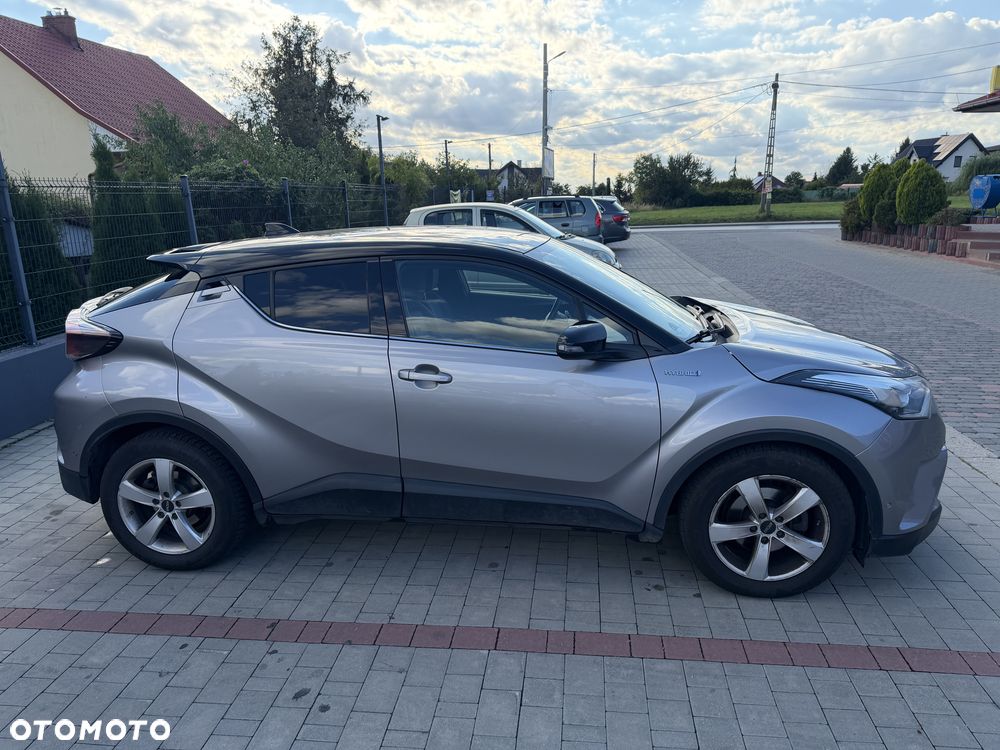Toyota C-HR - 4