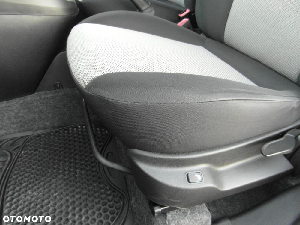 Opel Combo 1.6 CDTI L1H1 Selection - 17