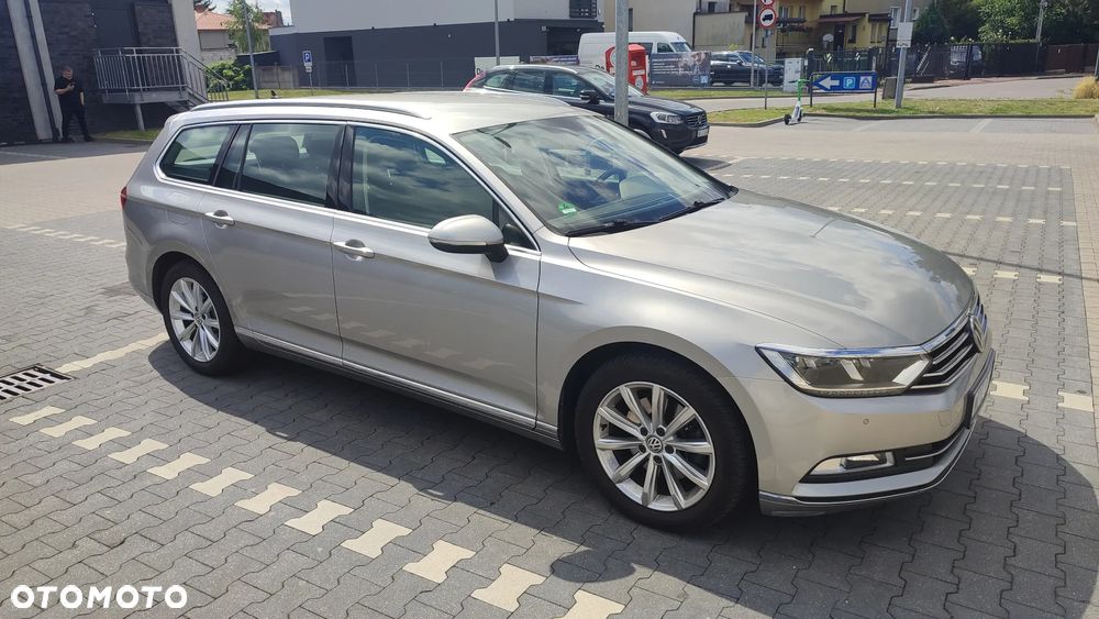Volkswagen Passat Variant 1.6 TDI (BlueMotion Technology) DSG Comfortline - 2