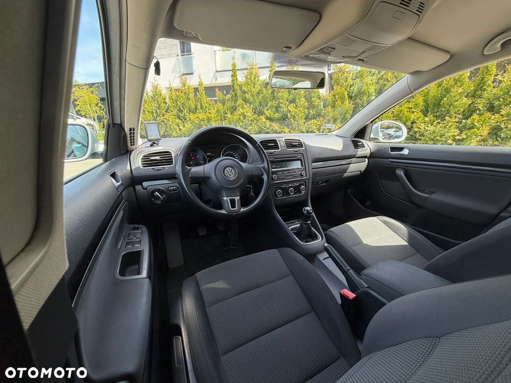 Volkswagen Golf 1.6 TDI Comfortline - 10