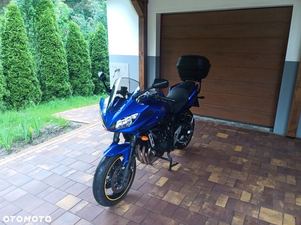 Yamaha FZ6 - 3