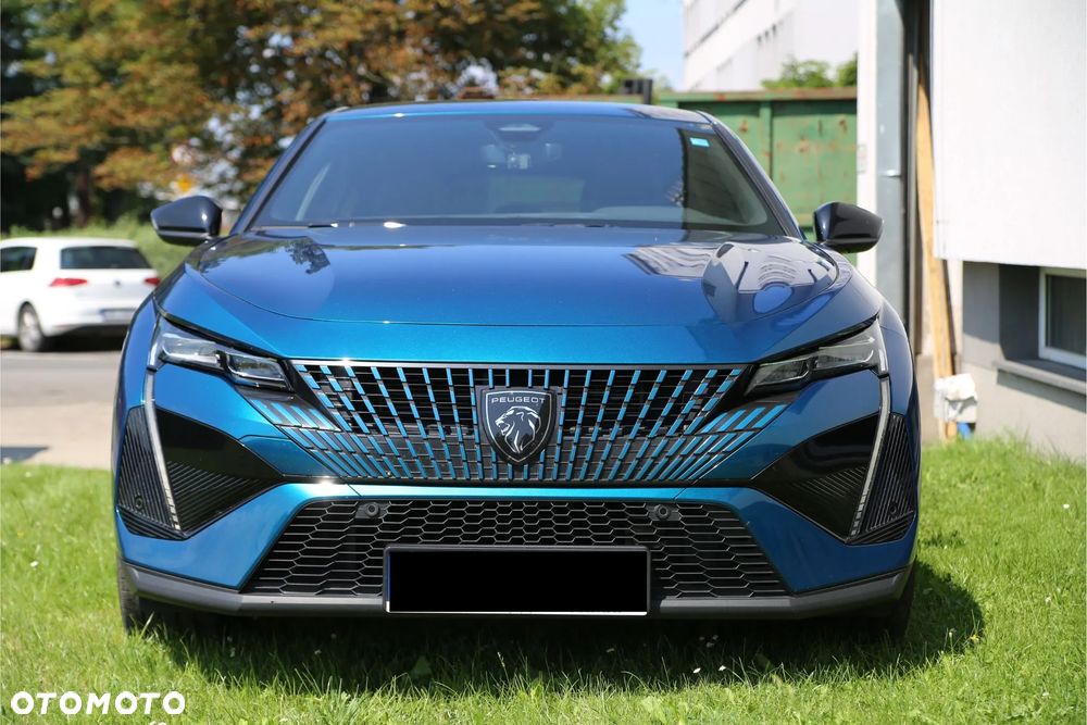 Peugeot 408 - 1