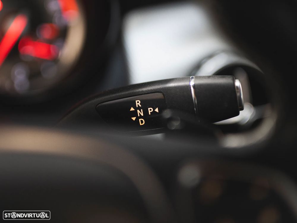 Mercedes-Benz GLA 180 (CDI) d 7G-DCT Urban - 20