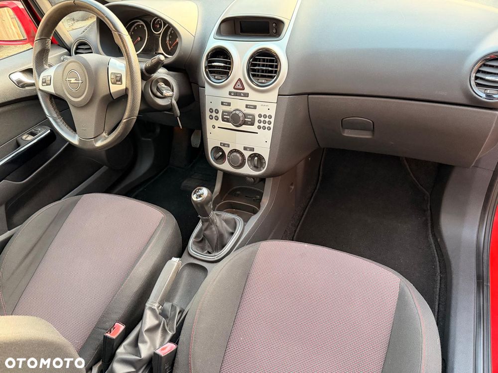 Opel Corsa 1.4 16V Sport - 7