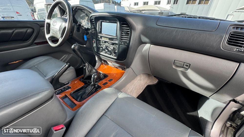 Toyota Land Cruiser SW 4.2 TD VX TA - 19