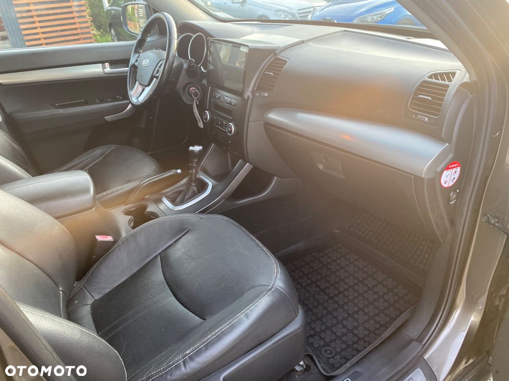 Kia Sorento 2.4 CVVT 4WD Vision - 30