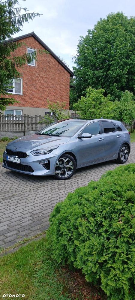 Kia Ceed 1.6 CRDi SCR L Business Line - 1