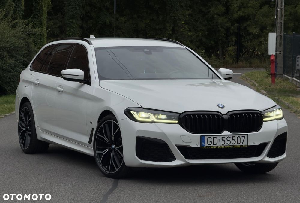 BMW Seria 5 520d xDrive M Sport Edition - 2