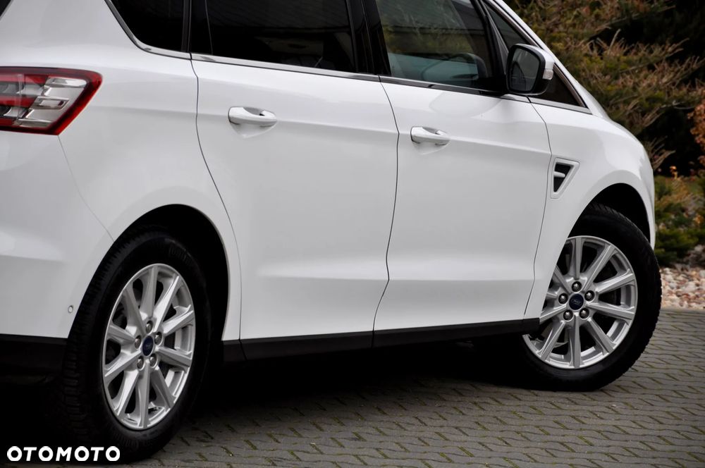 Ford S-Max 2.0 TDCi Titanium PowerShift - 23