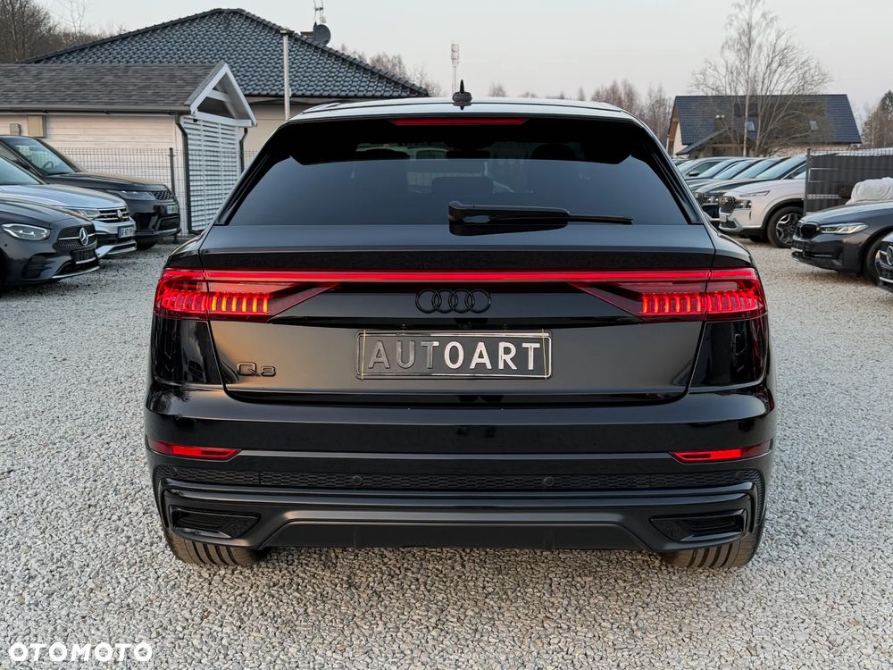 Audi Q8 - 13