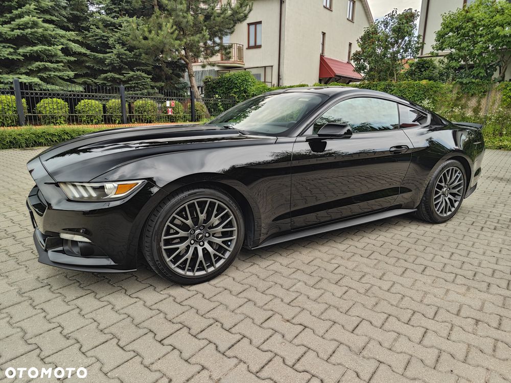 Ford Mustang - 7