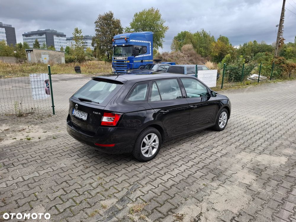 Skoda Fabia 1.0 Ambition - 9