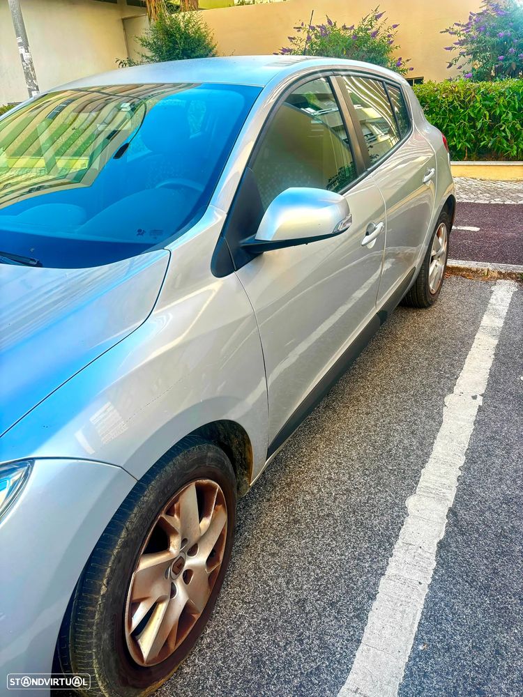 Renault Mégane dCi 90 FAP Expression - 8