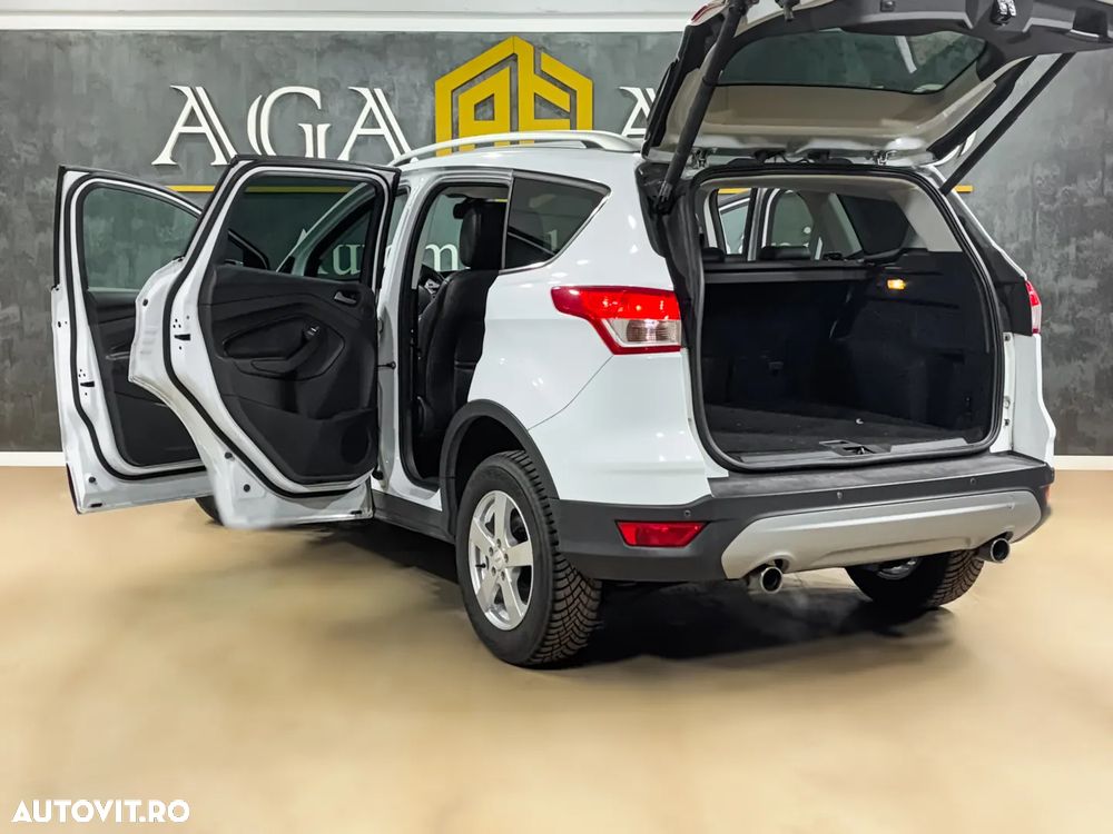 Ford Kuga - 22