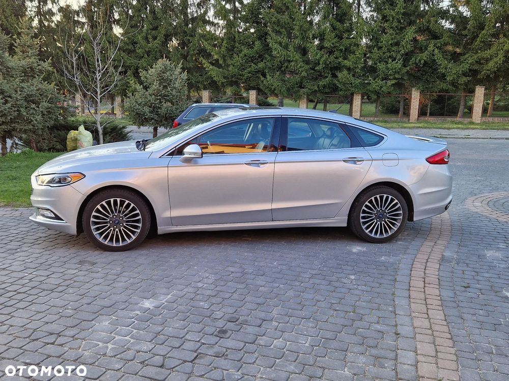 Ford Fusion - 19