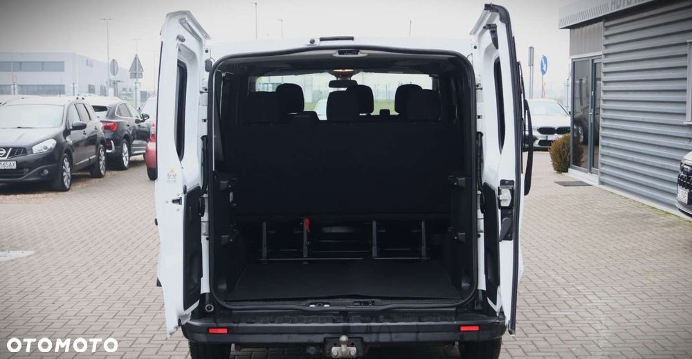 Renault Trafic - 21