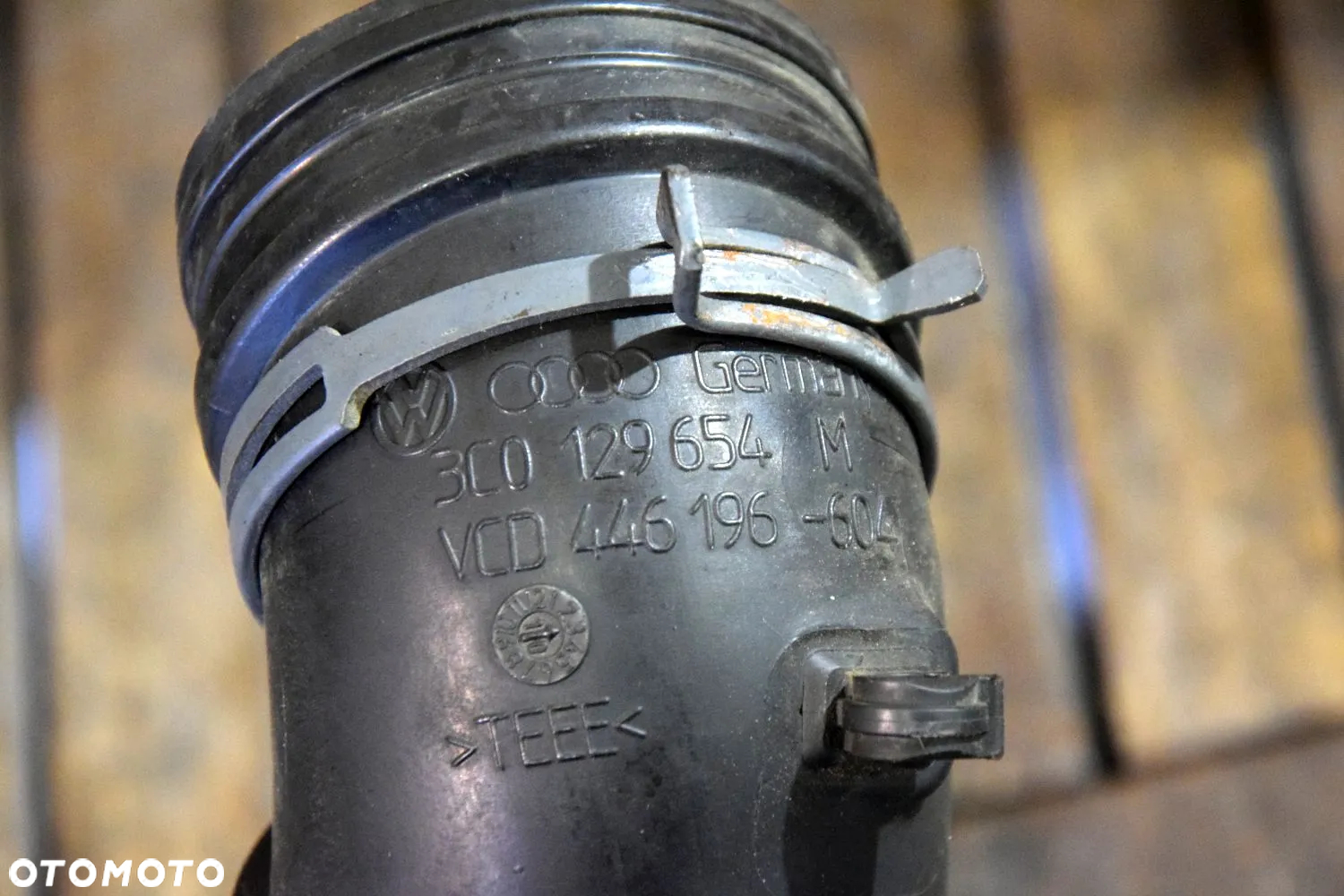 AUDI A3 8P LIFT 08-12 1.6 TDI Przewód dolotu 3C0129654M - 3