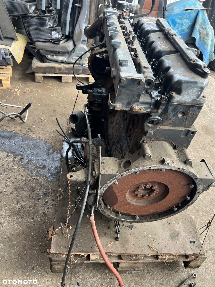 Słup silnika man l2000 272km D0826 LFL03 - 6