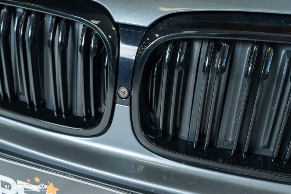 BMW 530 e Pack M - 30