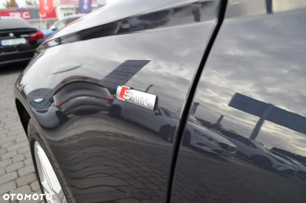 Audi A6 Avant - 16
