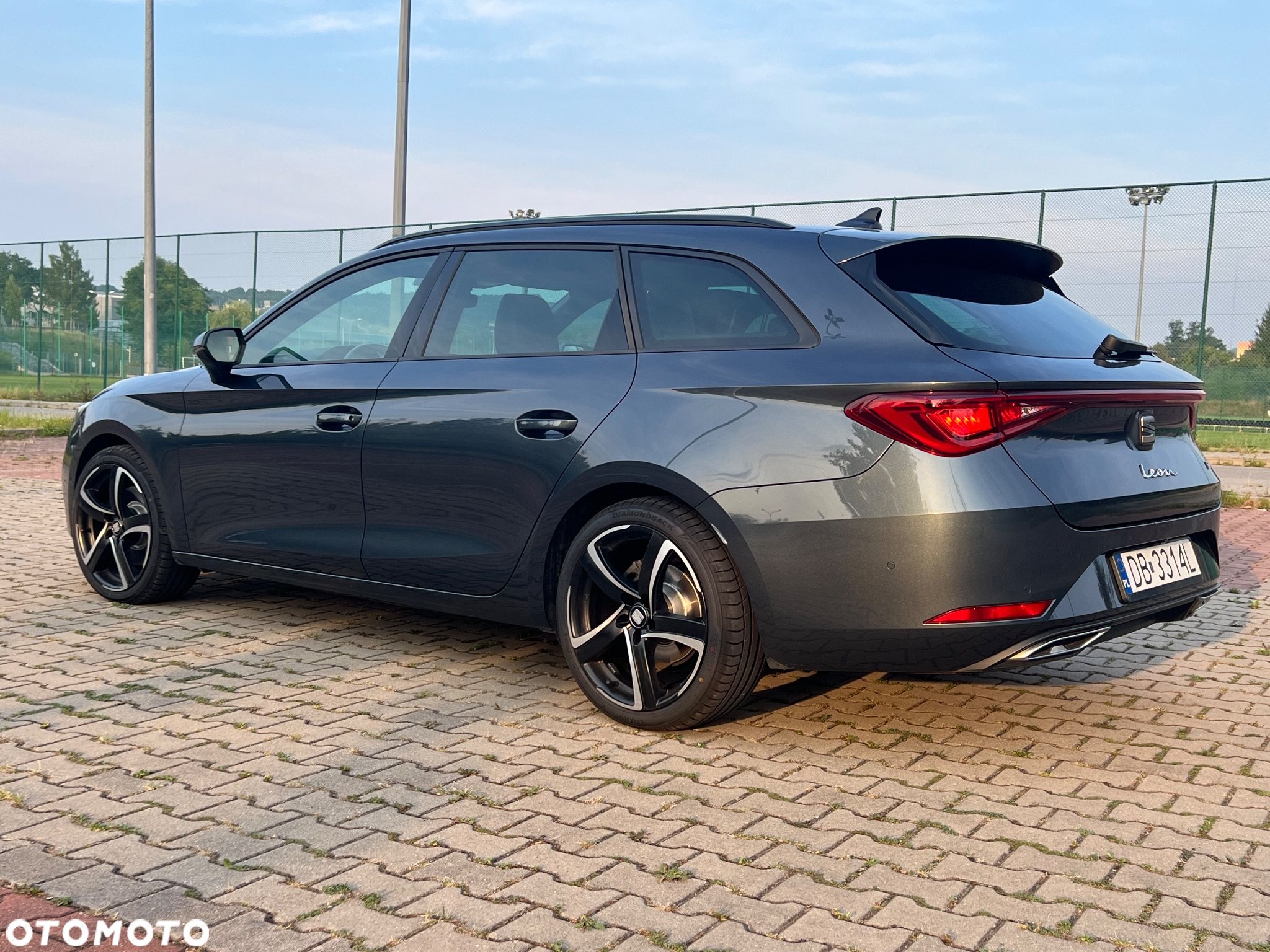 Seat Leon 2.0 TDI FR S&S DSG - 4